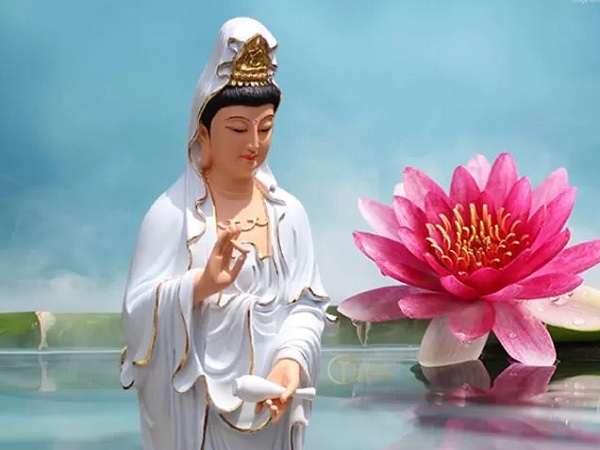Chiêm bao thấy Phật Quan Âm an ủi mình