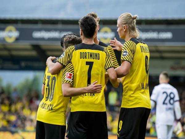 Dự đoán kèo Tài Xỉu Dortmund vs Greuther (2h30 ngày 16/12)