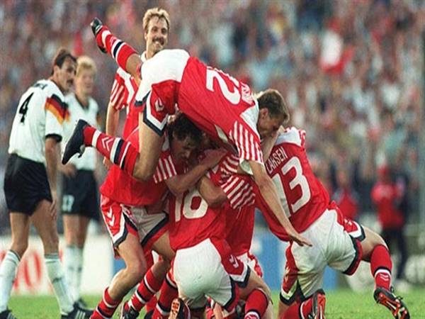 Chung kết Euro 1992