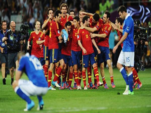 Trận chung kết Euro 2012 