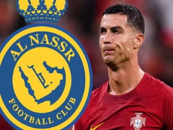 Cristiano Ronaldo đang đá cho câu lạc bộ nước nào?