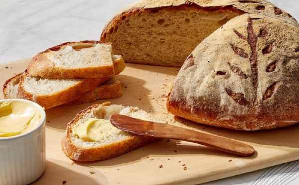 Ngủ mơ thấy ăn bánh mì là điềm thịnh vượng hay suy?
