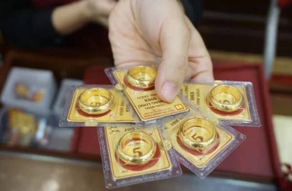 Mơ thấy mua vàng có phải điềm báo đổi đời giàu sang?