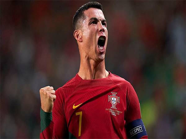 Tin bóng đá: Cristiano Ronaldo xác nhận thời điểm treo giày
