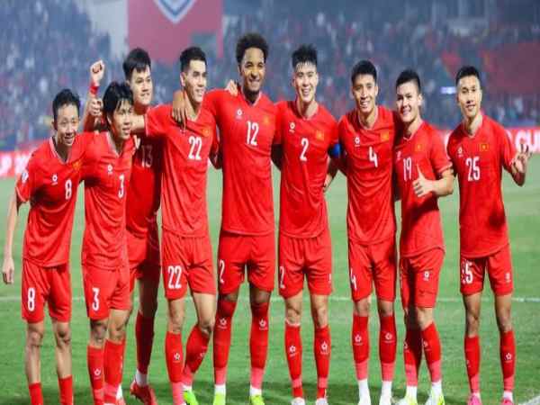 Bóng Đá Việt Nam 2025: Vòng Loại Asian Cup Và Sea Games 33