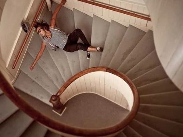 Giải mã chi tiết các giấc mơ thấy cầu thang