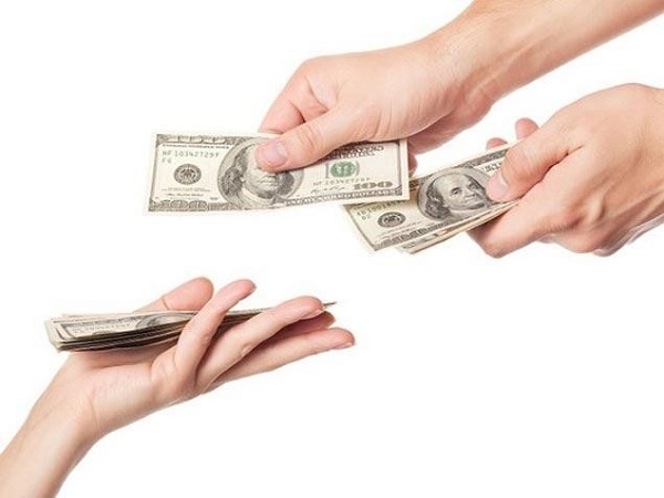 Nằm mơ thấy người lạ cho tiền là điềm gì, con gì may mắn?